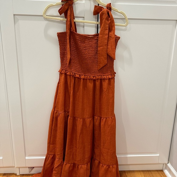 Rust Bow Strap Tiered Maternity Midi Dress - Picture 7 of 7